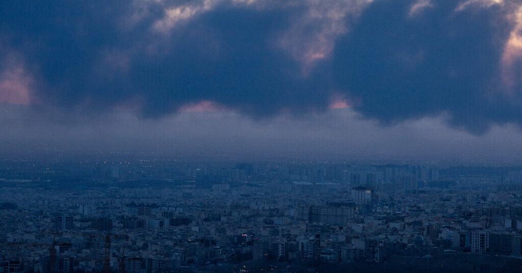 Iran’s Secret Outreach Highlights Trump’s Challenge