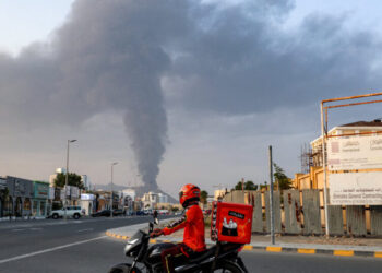 Trapped Between U.S. and Iran, Gulf Countries Face Nightmare Scenario