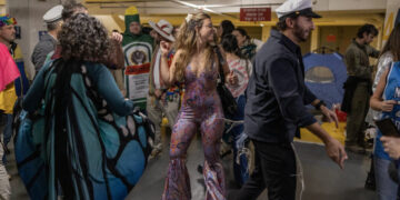 Israelis Celebrate Purim Amid Iranian Missile Attacks