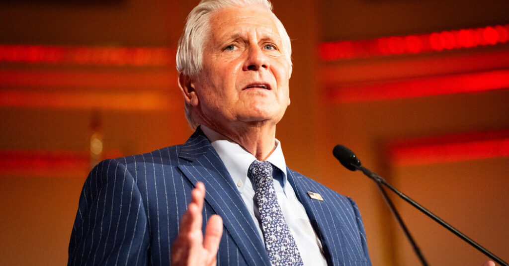 Democrats Question Credentials of Trump Ally’s Squad of Armed Citizens