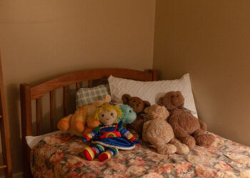 Inside the Underground Safe Houses Sheltering Immigrants From ICE