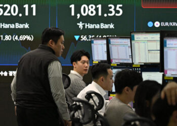 Markets in Asia Plummet as Energy Fears Offset A.I. Optimism