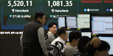 Markets in Asia Plummet as Energy Fears Offset A.I. Optimism