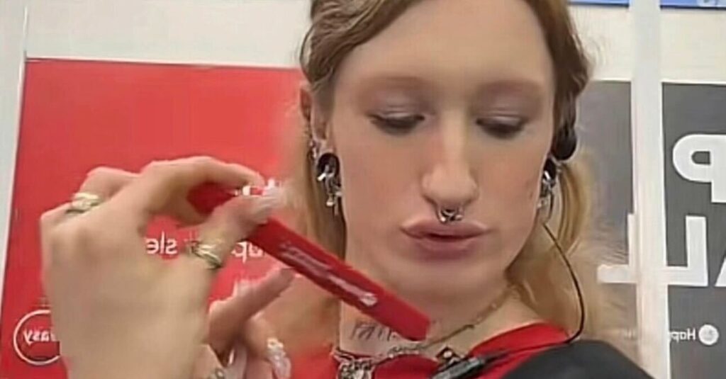 Office Supply Store Employee? Please, She’s the Staples Baddie.