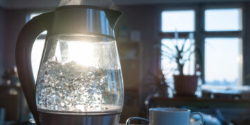 TikTok’s New Favorite Drink? It’s Hot Water.