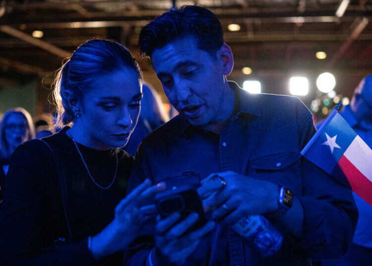 Primary Results Offer Warning Signs to Incumbents in Both Parties