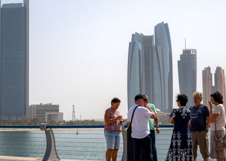 No Help and Few Options for Travelers Stranded by Mideast Conflict