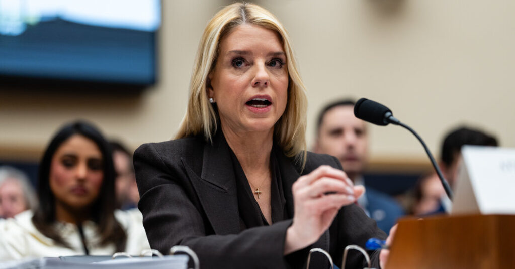 Trump Justice Dept. Seeks to Stall State Bar Discipline of Its Lawyers