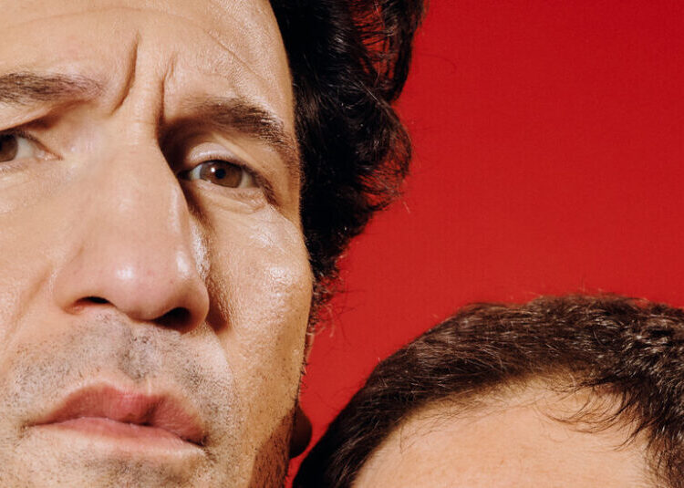 How Two Stars of ‘The Bear’ Turned to Robbing a Bank … on Broadway