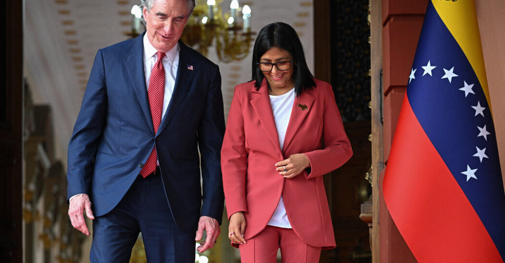 Not Just Oil: In Venezuela, U.S. Interior Secretary Pushes for Mining Access