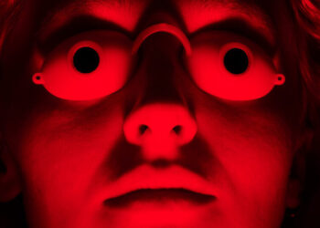 What One Month of Intense Red-Light Therapy Did to My Mind