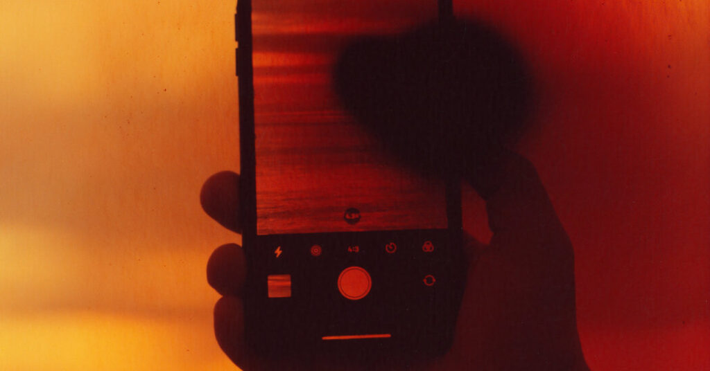 A Novel as Slim as an iPhone Has a Lot to Say About Technology