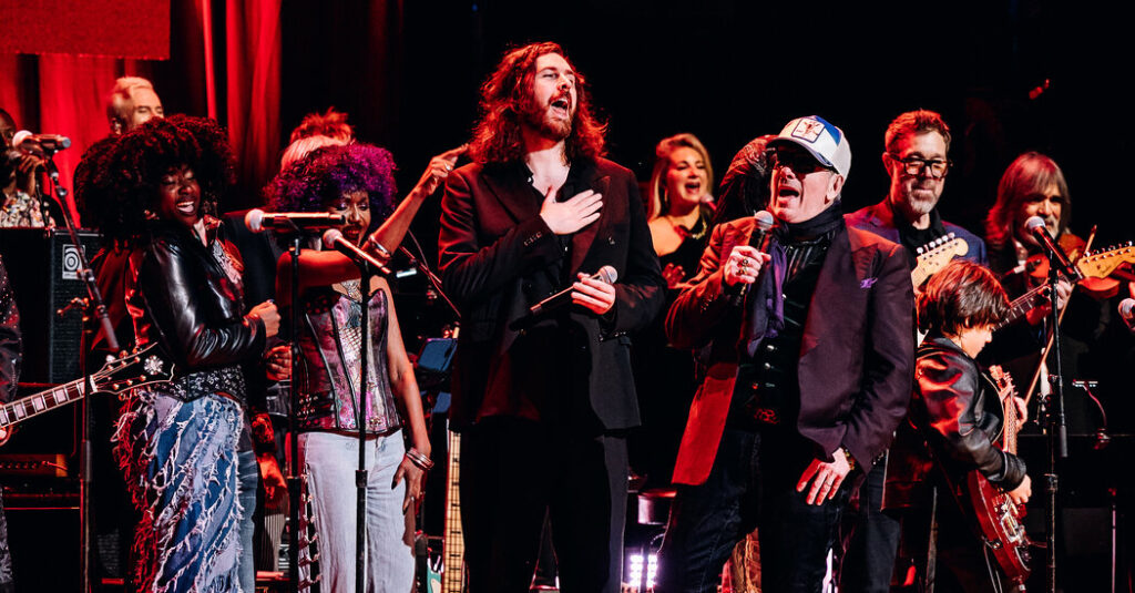 Backstage for a Regal Night of Rock With Paul Simon and Elvis Costello