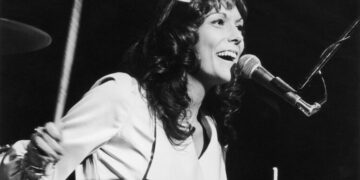 From 1983: Karen Carpenter, 32, Is Dead; Singer Teamed With Brother