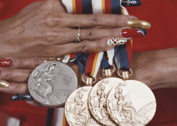 From 1998: Florence Griffith Joyner, 38, Champion Sprinter, Is Dead