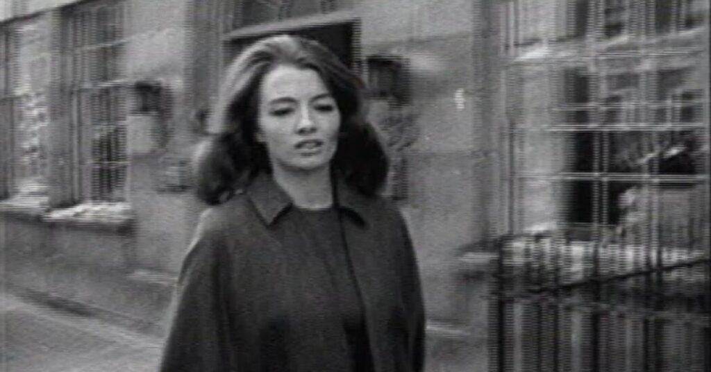 Christine Keeler, Central Figure in British ‘Scandal of the Century,’ Is Dead at 75
