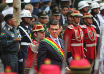 At Trump’s Summit, a Former Foe Makes a Political U-turn