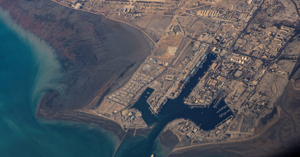 Iran’s Navy Is Weakened but U.S. Still Faces Challenges in Strait of Hormuz