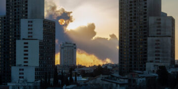 In War’s First Week, a Punishing Military Campaign With No Coherent Endgame