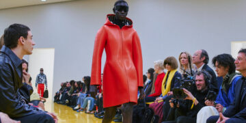 What Clothes Feel New Now?