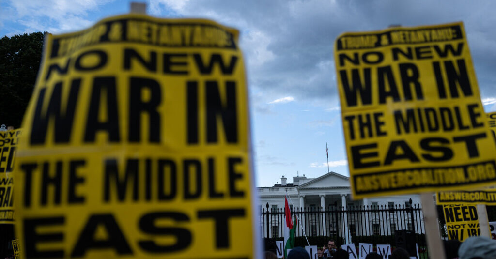 Democrats, Divided on Past Middle East Wars, Unite Against This One