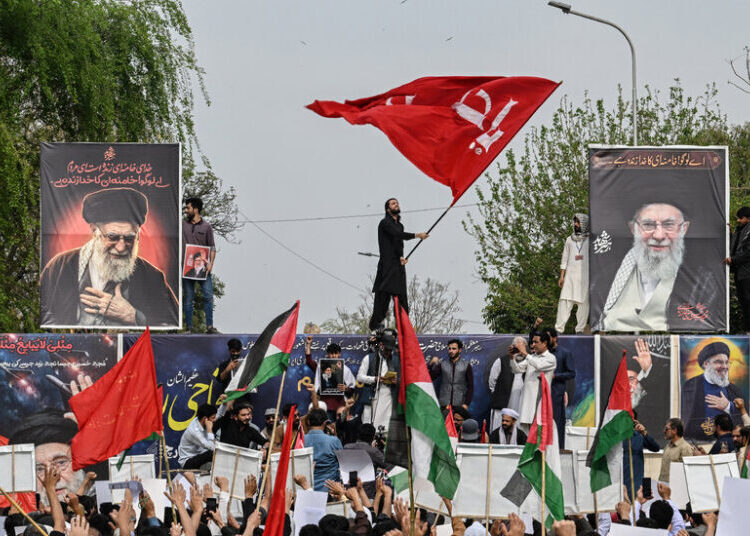 Pakistan Praised Trump. Now It Risks Being Caught Up in His War.