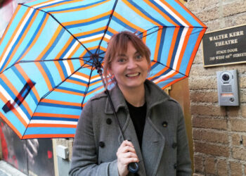 In a Screen-Dazzled World, a Theater Critic Has the Antidote