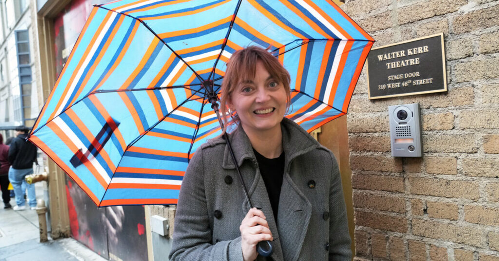 In a Screen-Dazzled World, a Theater Critic Has the Antidote