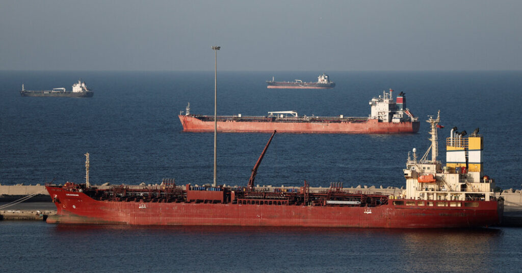Energy Secretary Says Tankers Could Start Moving Soon
