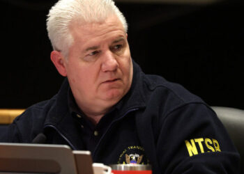 White House Removes Republican Member of N.T.S.B.