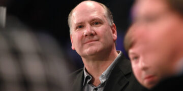 Amazon Veteran to Lead Simon & Schuster