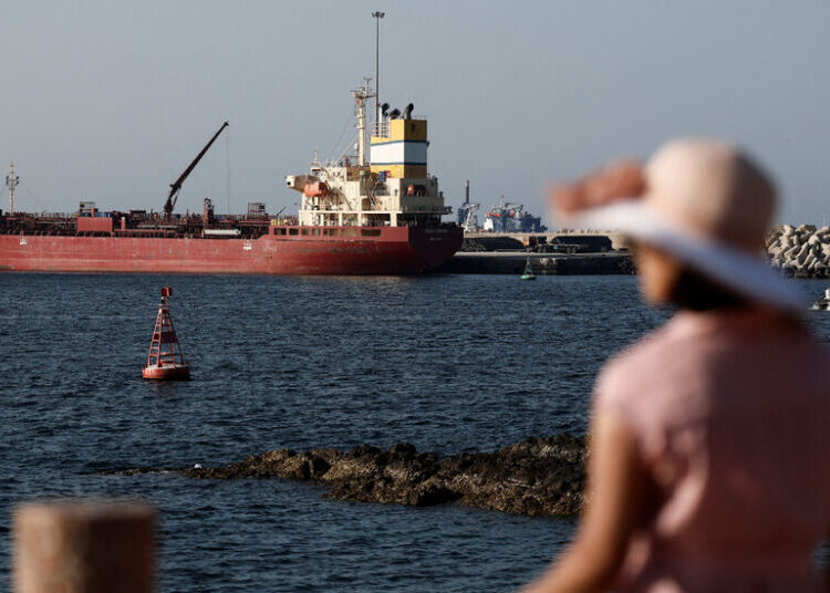 Price Caps, Rationing and Stockpiling: Alarm Swells Over Oil Disruptions