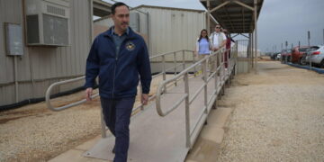 2 Teen Mariachi Musicians Released From ICE Detention