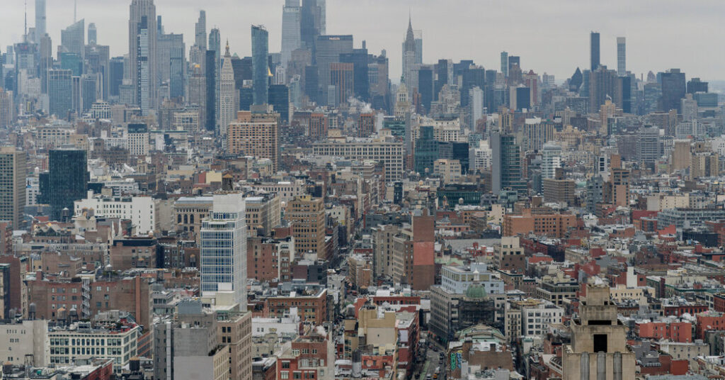 What You See From the 36th Floor of This Observation Deck