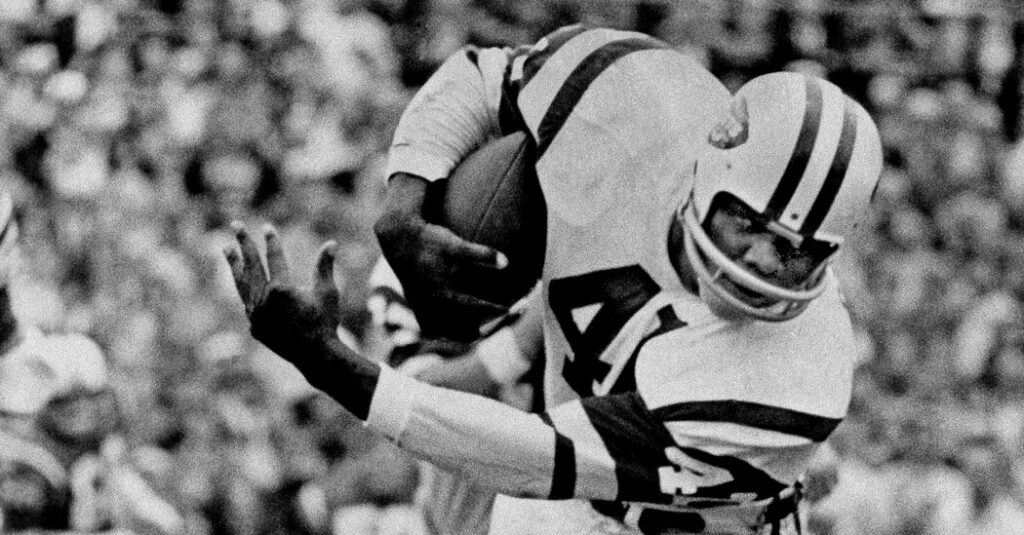 Matt Snell Dies at 84; Carried Jets to Stunning Upset in Super Bowl III