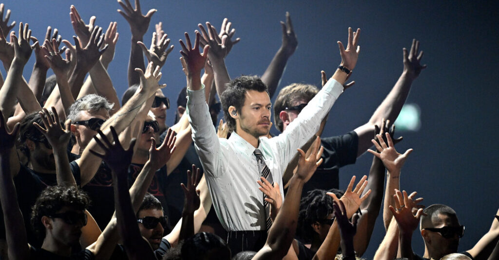 Harry Styles and 8 More Boy Band Stars Who Went Solo