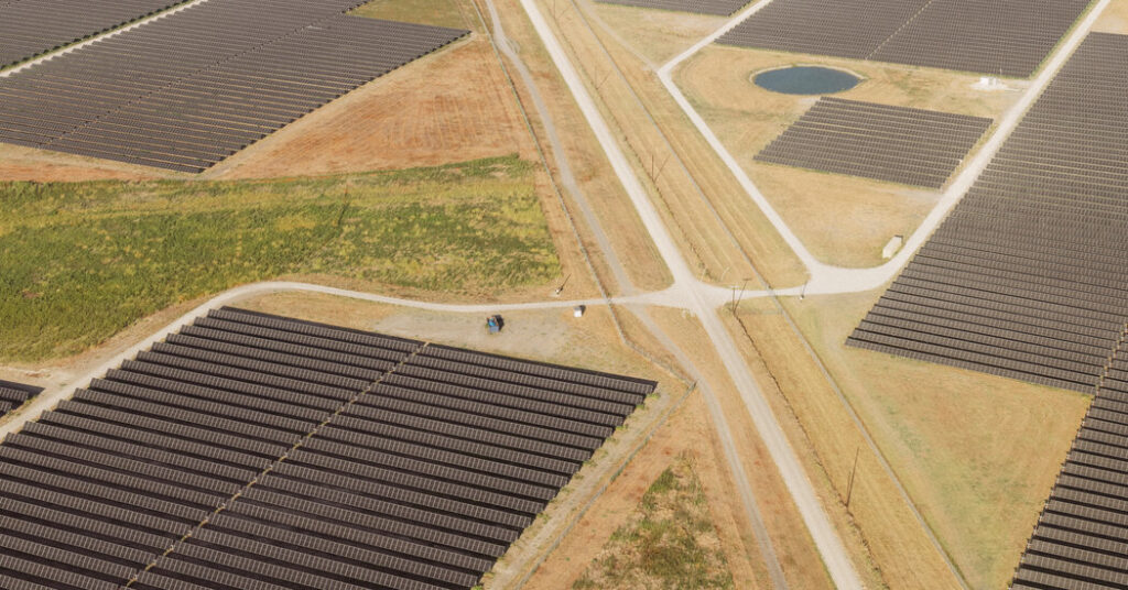 U.S. Solar Installations Fell in 2025 as Trump Attacked Clean Energy