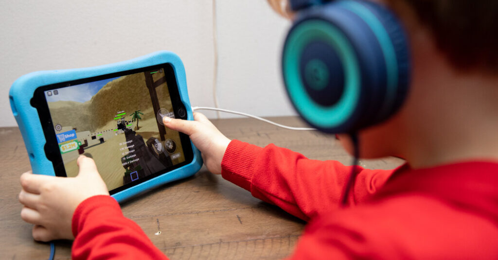 iPads in Kindergarten, YouTube on Breaks: The School Screen-Time Battle