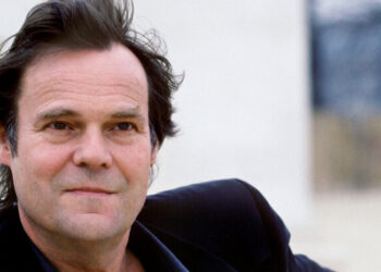 Peter Schneider Dies at 85; His Novels Explored a Divided Germany