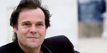 Peter Schneider Dies at 85; His Novels Explored a Divided Germany