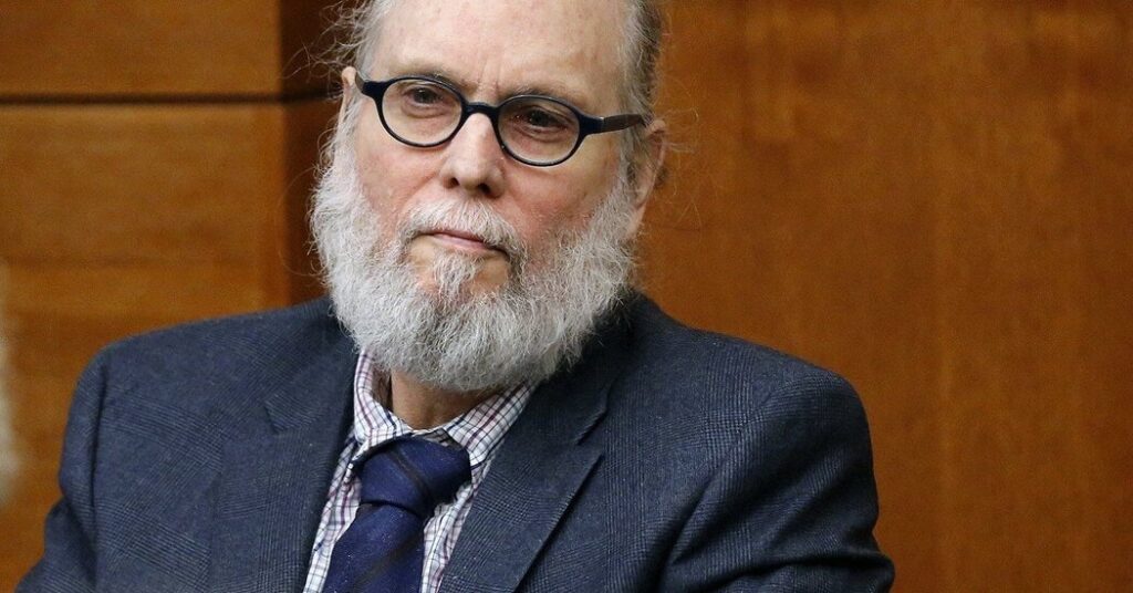 Treasure Hunter Released From Prison After Refusing to Turn Over Gold Coins