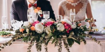 Dear Abby: My friend lied to everyone about getting married