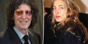 Howard Stern makes cryptic comment about Carolyn Bessette Kennedy relationship: ‘Keep my mouth shut’