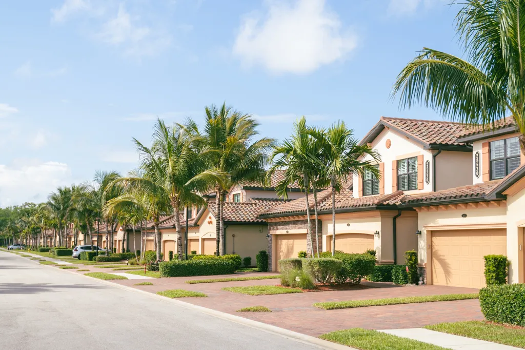 Florida gained $20.6 billion in annual adjusted gross income from filers who moved there between 2022 and 2023, but states with the highest taxes like New York and California continued to lose billions of dollars -- even after the pandemic, according to newly released Internal Revenue Service data.