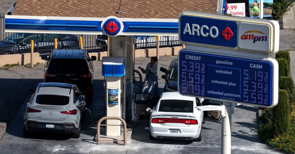 Oil Keeps Pushing Higher Despite Global Release of Reserves