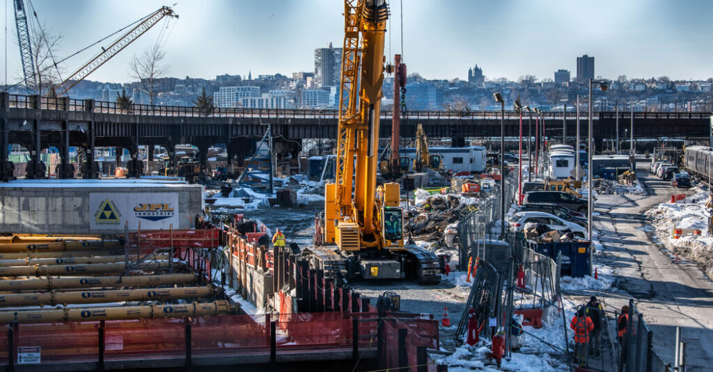 Judge Dismisses Lawsuit Over Trump’s Funding Freeze for Gateway Tunnel