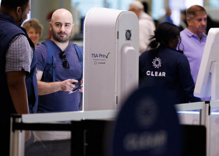 Are T.S.A. Lines Really That Long? What’s Going On at Airports.
