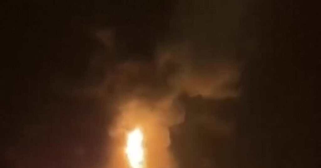 Deadly Attack on Oil Tankers Prompts Iraq to Close Oil Terminals