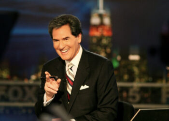Ernie Anastos, New York’s Everyman Newscaster, Dies at 82