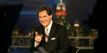 Ernie Anastos, New York’s Everyman Newscaster, Dies at 82